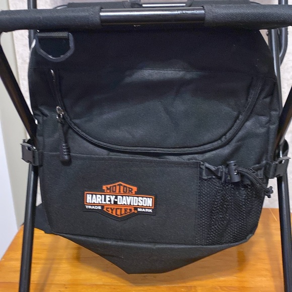 Harley Davidson Folding Camp Chair with Cooler under seat!!!! NWOT - Picture 3 of 8